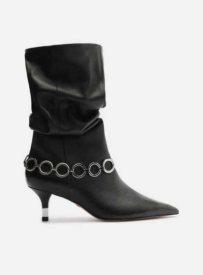 Bota Preta Couro Salto Fino Slouchy Metais